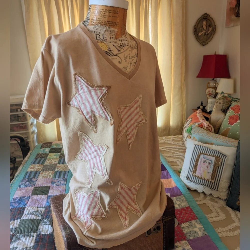 Star tee shirt, distressed tea dyed w vintage lace & fabric, HANDMADE ITEM - Picture 2 of 6